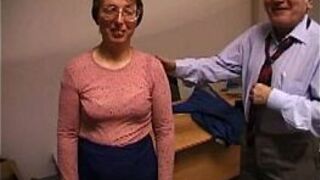 Old man fucking his wife and cumming on face - porn video