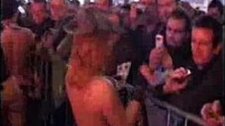 Nasty babe doing porn on stage - porn video